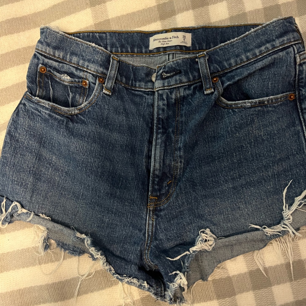 Abercrombie & Fitch Mom Short